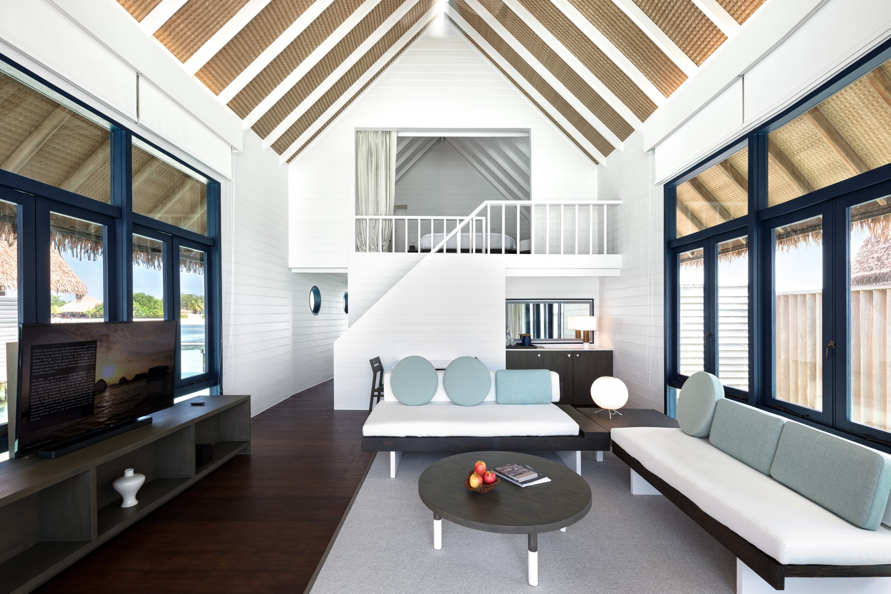 Loft Water Villa
